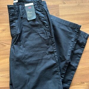 LEVI’s Women’s 90’s Straight Leg Pants size 28